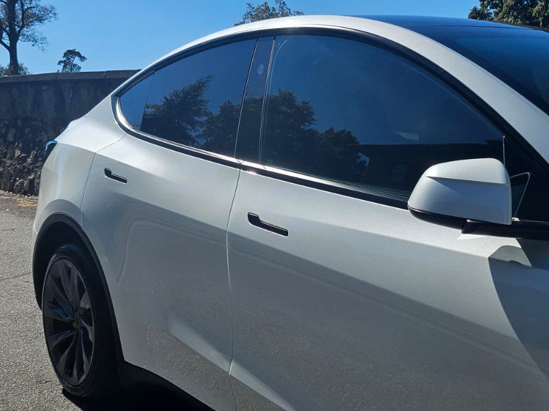 Used 2026 Tesla Model Y AWD image 21
