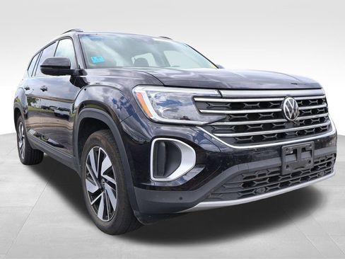 Used 2025 Volkswagen Atlas SE FWD image 40