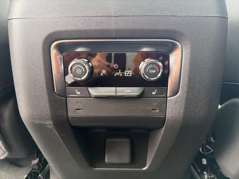 New 2026 Chevrolet Tahoe Z71 w/ Comfort Package AWD/4WD image 26