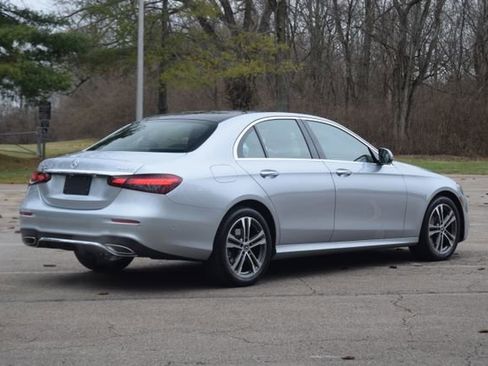 Used 2022 Mercedes-Benz E 350 4MATIC Sedan image 26
