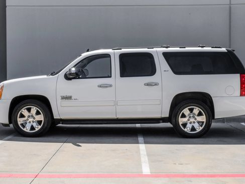 Used 2014 GMC Yukon XL SLT w/ Texas Edition RWD image 16