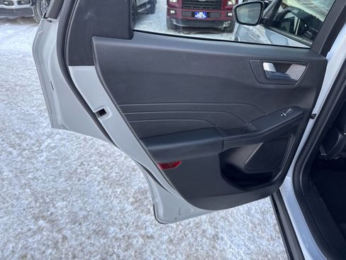 Certified 2025 Ford Escape ST-Line Select image 26