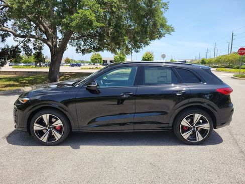 New 2026 Audi SQ5 Premium Plus AWD/4WD image 7