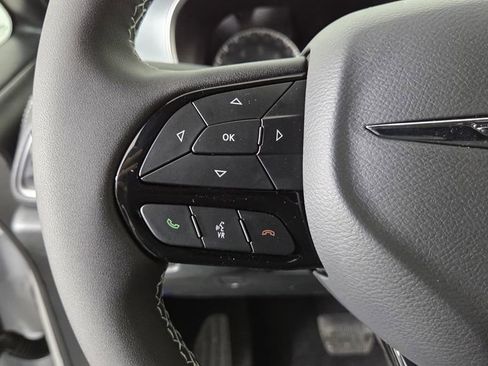 New 2026 Chrysler Pacifica Limited w/ S Appearance Package image 18