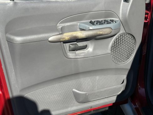 Used 2001 Ford Explorer Sport Trac 4x4 image 17