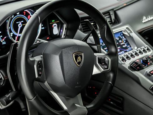 Used 2017 Lamborghini Aventador LP 700-4 AWD/4WD image 20