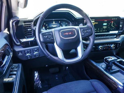 Used 2023 GMC Sierra 1500 Elevation AWD/4WD image 12
