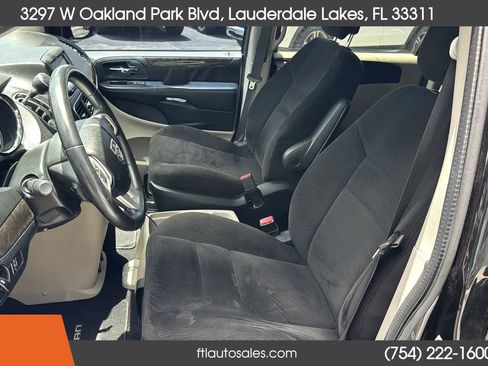 Used 2016 Dodge Grand Caravan SE w/ Quick Order Package 29E SE image 20