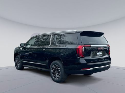 New 2026 GMC Yukon XL Elevation w/ Elevation Premium Package image 4