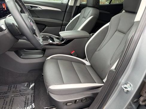 Certified 2024 Buick Envision Sport Touring AWD/4WD image 9