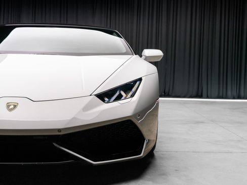Used 2016 Lamborghini Huracan LP 610-4 AWD/4WD image 24