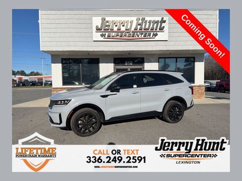 Used 2023 Kia Sorento SX image 1