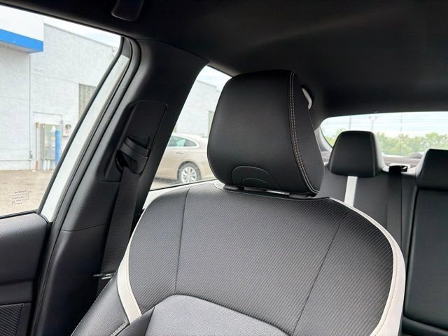 Used 2025 Toyota Camry SE FWD image 56