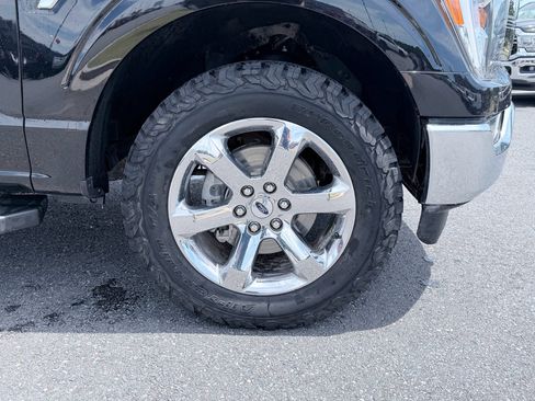 Used 2023 Ford F150 Lariat w/ Trailer Tow Package AWD/4WD image 36