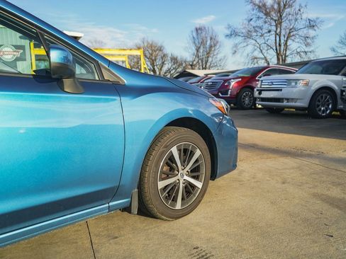 Used 2019 Subaru Impreza 2.0i Premium image 30