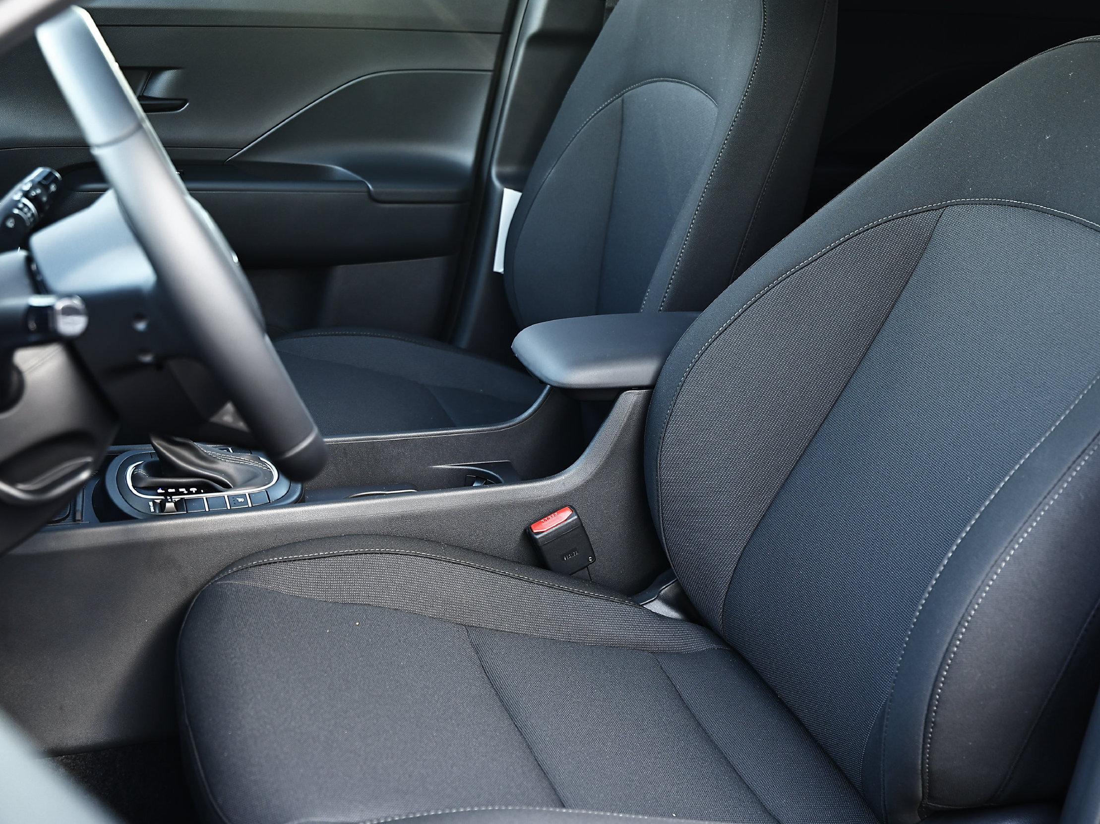 New 2027 Hyundai Kona SEL Sport FWD image 8
