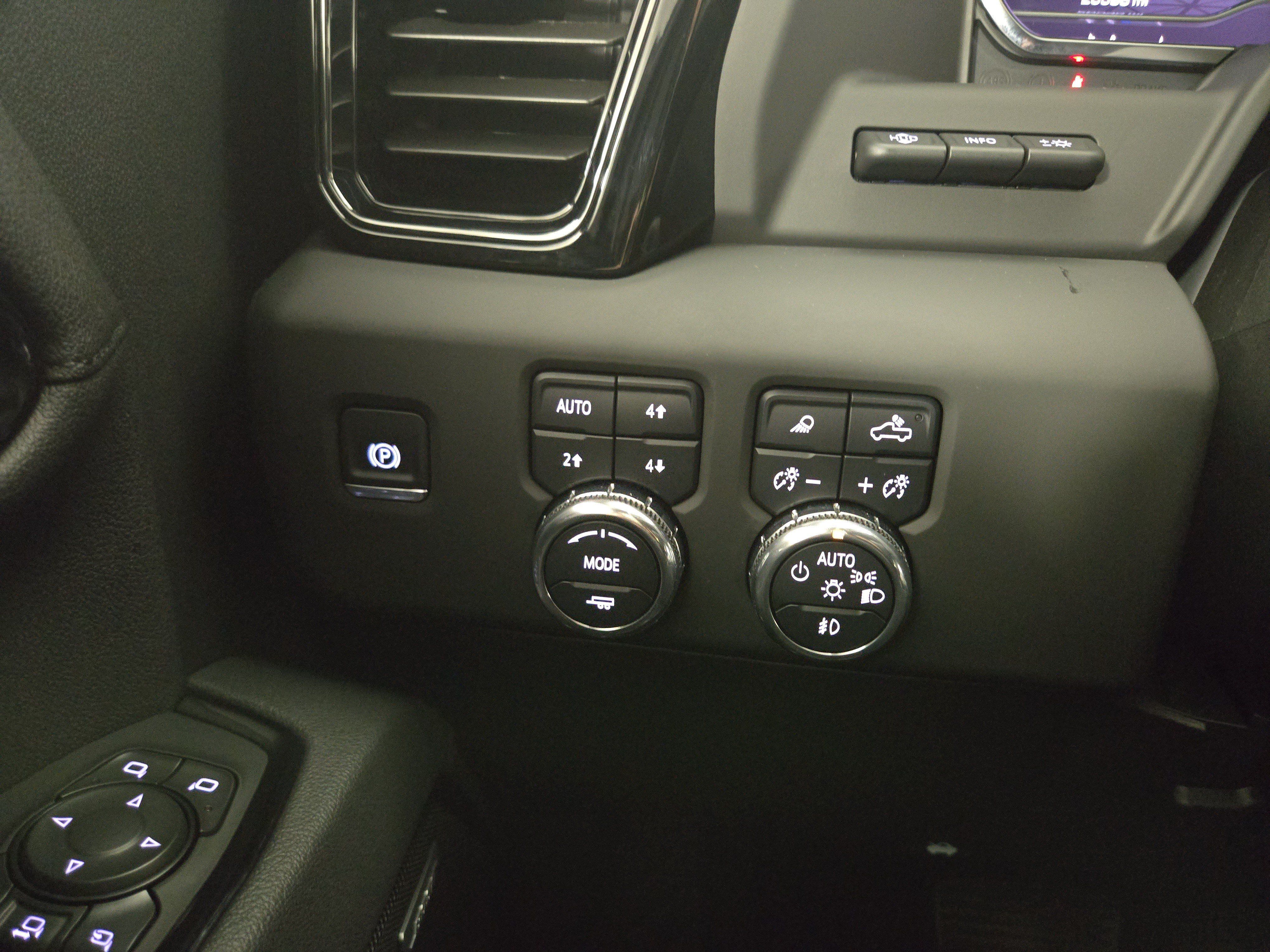 Certified 2025 GMC Sierra 2500 AT4 w/ AT4 Premium Plus Package AWD/4WD image 28