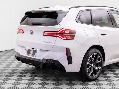 New 2026 BMW X3 xDrive30 w/ M Sport Package AWD/4WD image 37