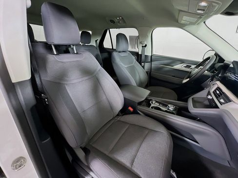 New 2026 Ford Explorer Active image 18