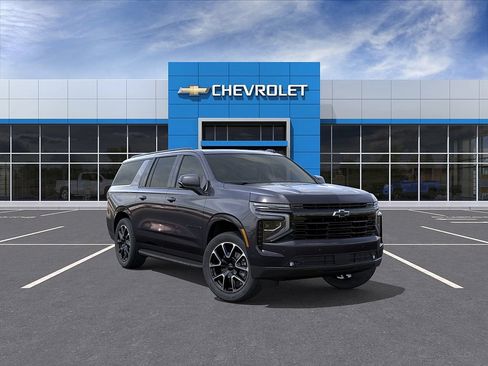 New 2026 Chevrolet Suburban RST w/ Comfort Package AWD/4WD image 1