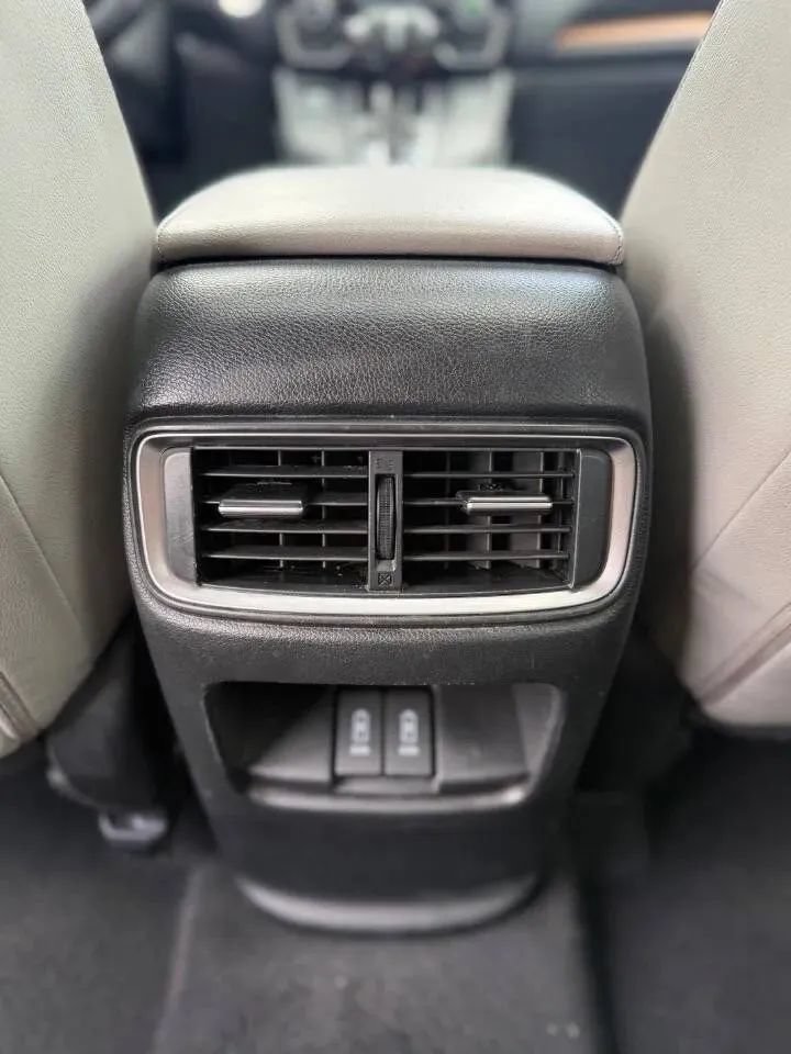 Used 2017 Honda CR-V Touring image 19