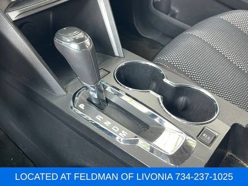 Used 2017 Chevrolet Equinox LT w/ Convenience Package FWD image 15