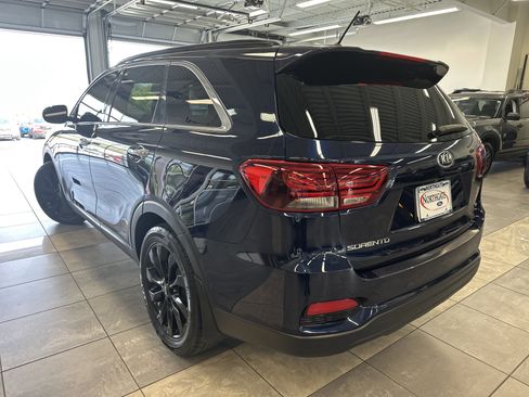 Used 2020 Kia Sorento S FWD image 15