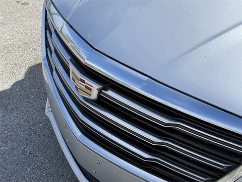 Used 2019 Cadillac XTS Luxury image 6