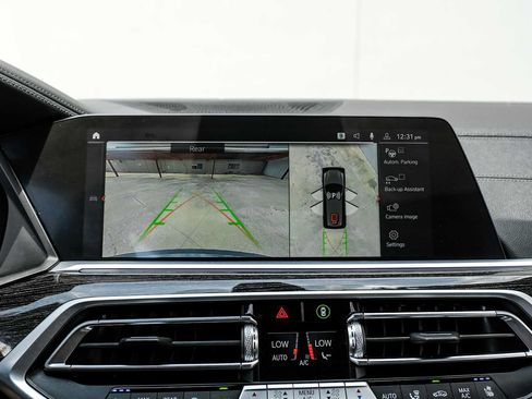 Used 2022 BMW X7 M50i w/ Executive Package AWD/4WD image 20