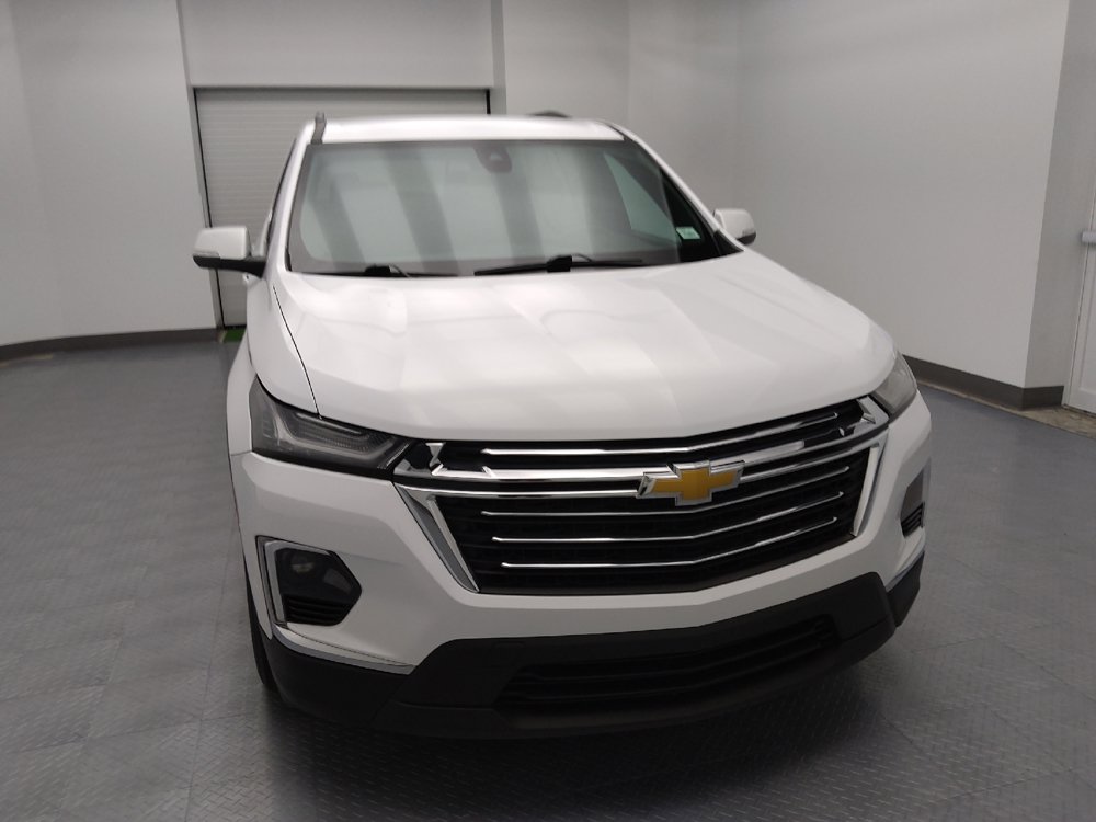 Used 2023 Chevrolet Traverse LT FWD image 14