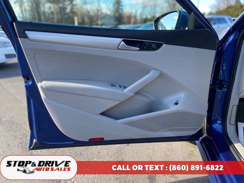 Used 2016 Volkswagen Passat 1.8T S image 10