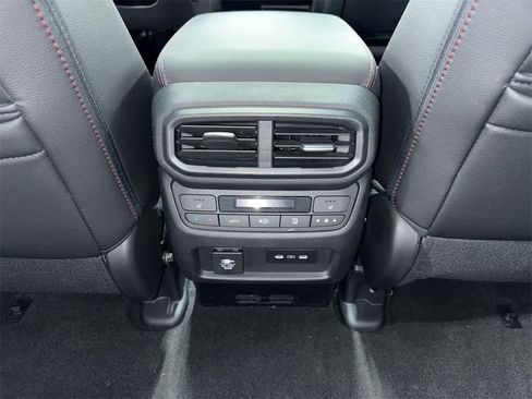 Used 2024 Honda Passport Black Edition image 29