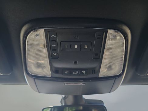 Used 2023 Dodge Durango GT AWD/4WD image 18