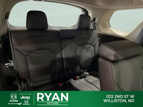 New 2026 Honda Pilot Touring image 34