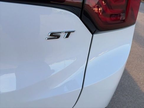 Used 2024 Buick Encore GX Sport Touring image 27