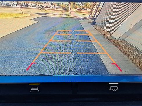 Used 2022 Chevrolet Silverado 1500 RST image 21