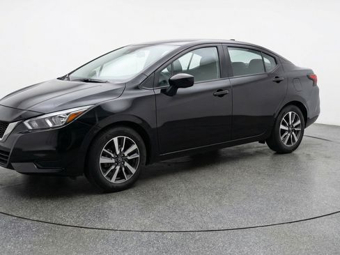 Used 2025 Nissan Versa SV FWD image 3