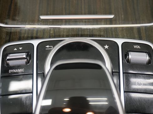 Used 2016 Mercedes-Benz C 300 4MATIC Sedan image 20