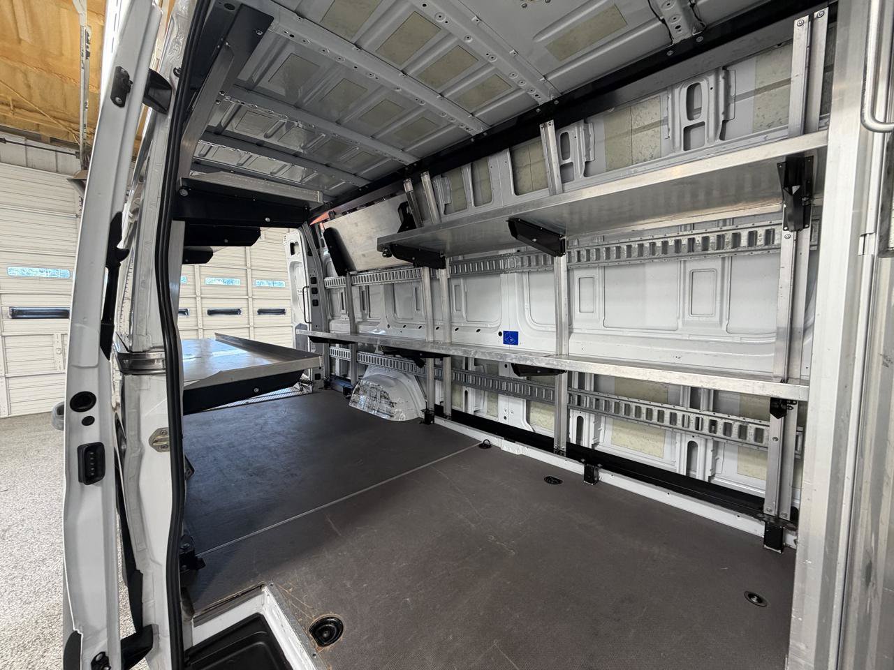 Used 2020 Mercedes-Benz Sprinter 2500 w/ Driver Convenience Package image 23