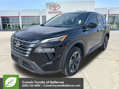 Used 2024 Nissan Rogue SV FWD image 7