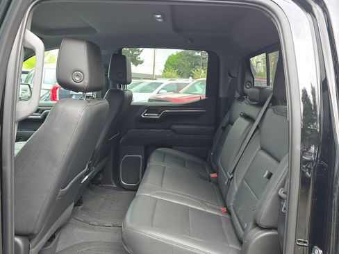 Used 2023 GMC Sierra 1500 SLT w/ SLT Premium Package AWD/4WD image 53
