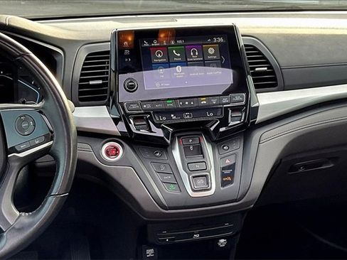 Used 2018 Honda Odyssey Touring image 6