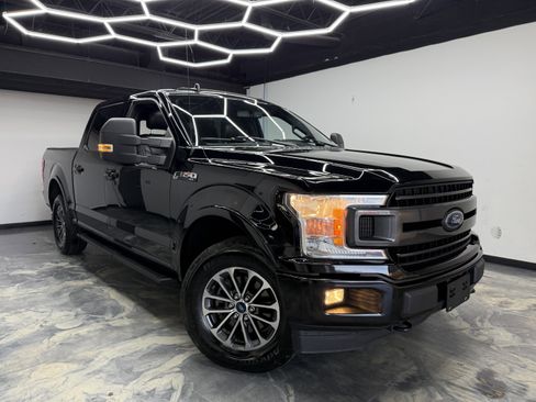 Used 2018 Ford F150 XLT w/ Equipment Group 302A Luxury image 6