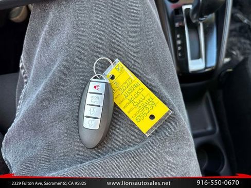 Used 2020 Nissan Kicks S FWD image 17