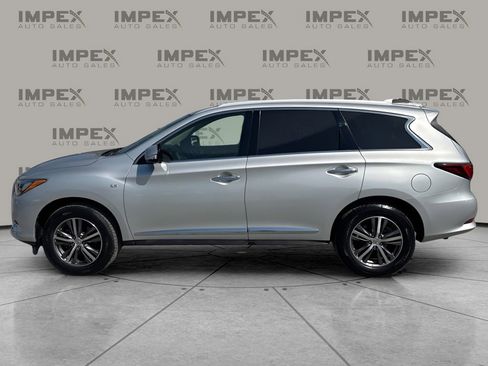 Used 2020 INFINITI QX60 Luxe w/ Essential Package AWD/4WD image 2