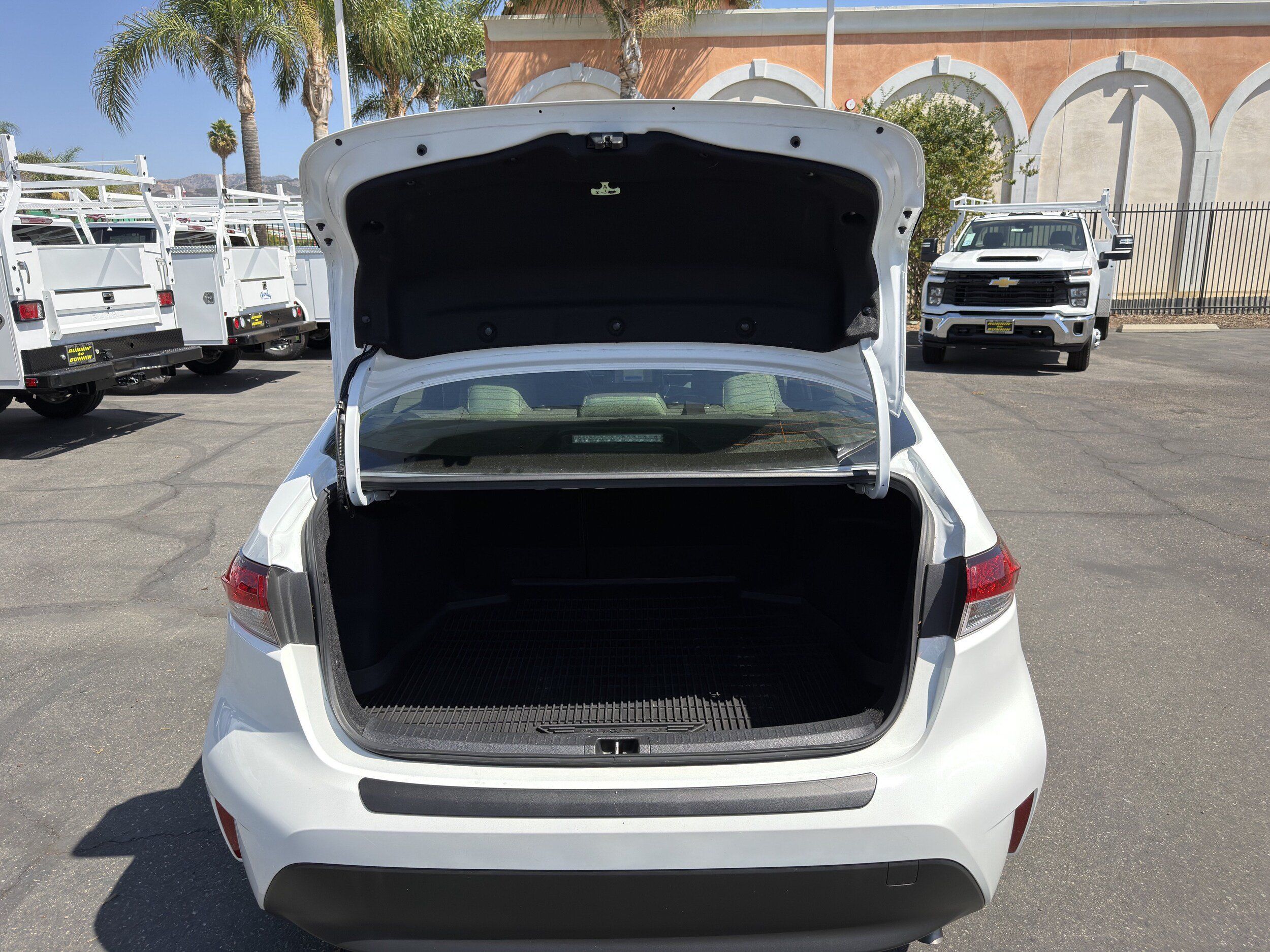 Used 2024 Toyota Corolla LE FWD image 14