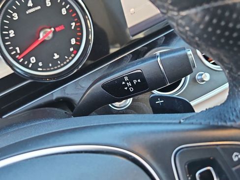 Used 2018 Mercedes-Benz E 300 E 300 image 18