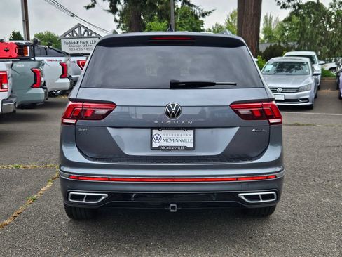 Used 2024 Volkswagen Tiguan SEL R-Line AWD/4WD image 4