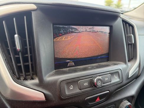 Used 2020 GMC Terrain SLE w/ Elevation Edition image 14