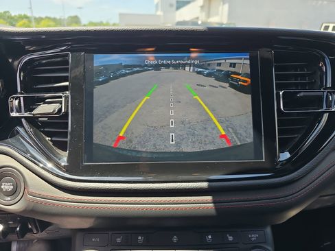 Used 2024 Dodge Durango GT AWD/4WD image 26